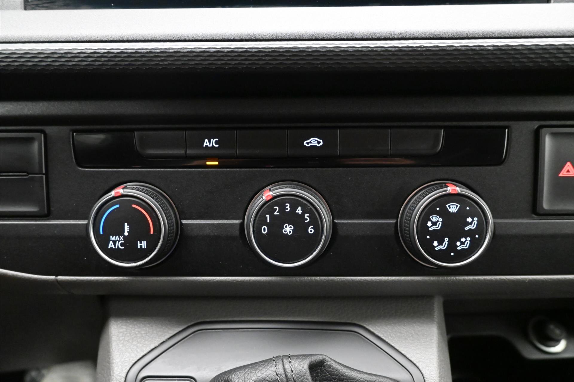 Volkswagen Transporter Skříň 2,0 l 110 kw