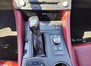 Lexus RC 300h Kupé 2,5 l 133 kw