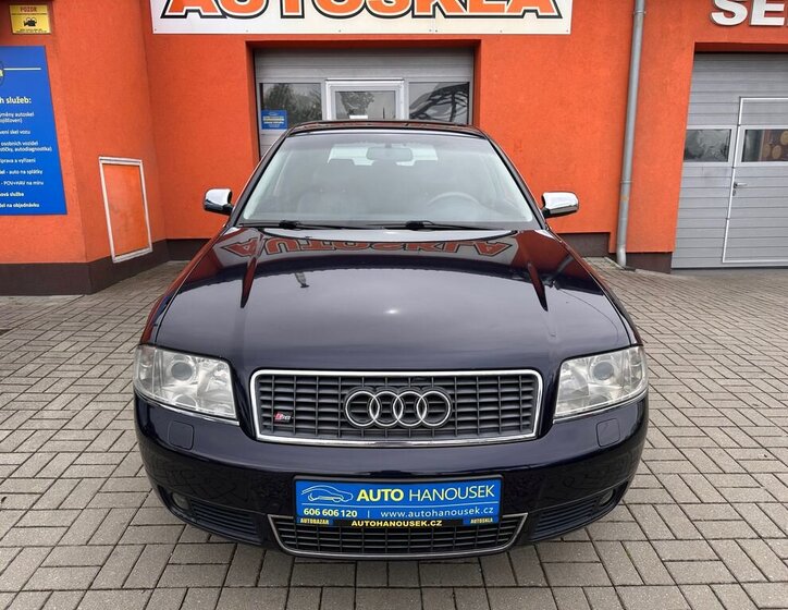 Audi S6 Kombi 4,2 l 220 kw
