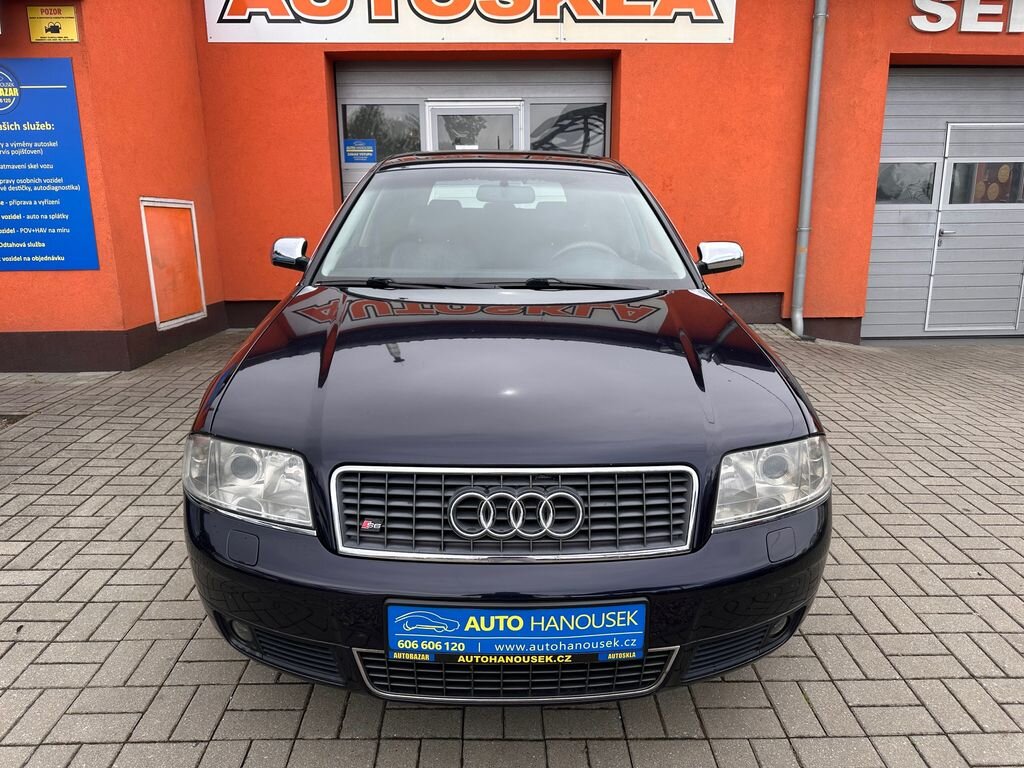 Audi S6 Kombi 4,2 l 220 kw