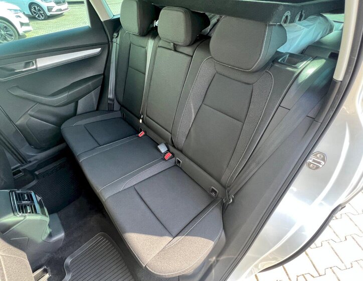 Škoda Karoq SUV / Terénní 1,5 l 110 kw