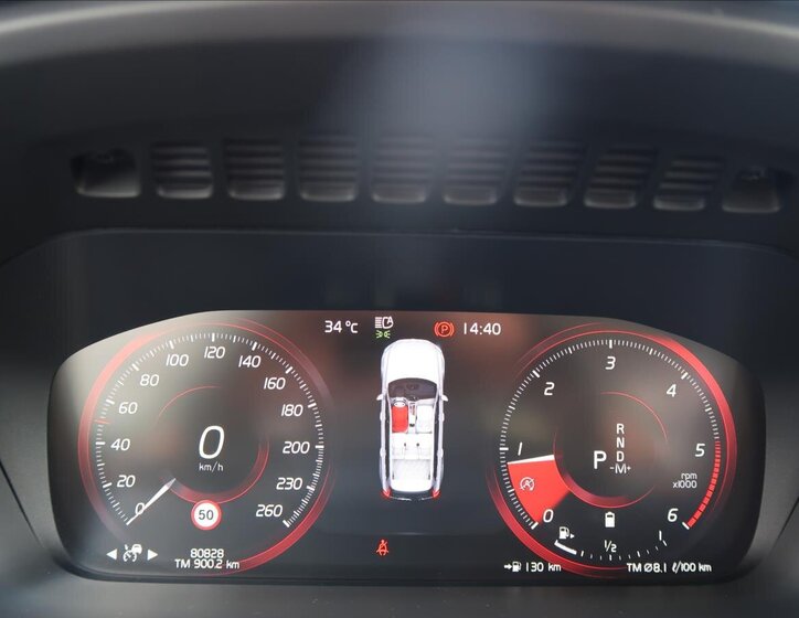 Volvo XC90 SUV / Terénní 2,0 l 173 kw