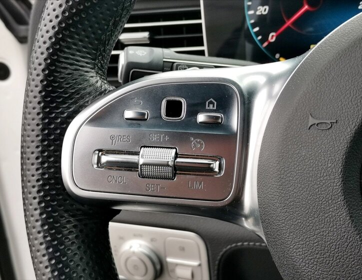 Mercedes-Benz GLE SUV 2,0 l 200 kw