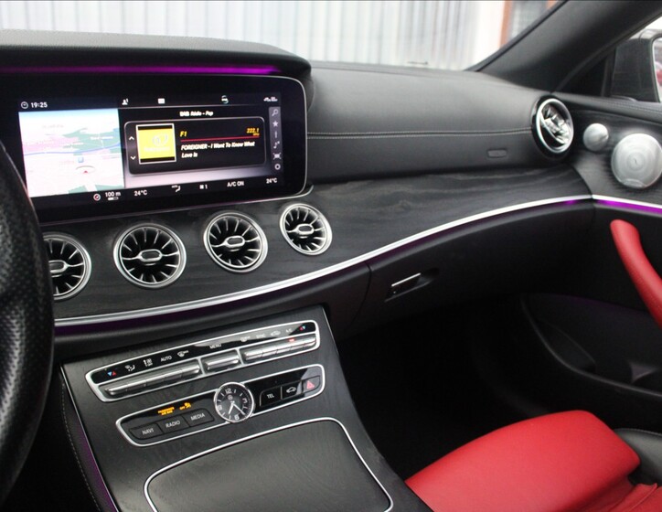 Mercedes-Benz Třídy E 20