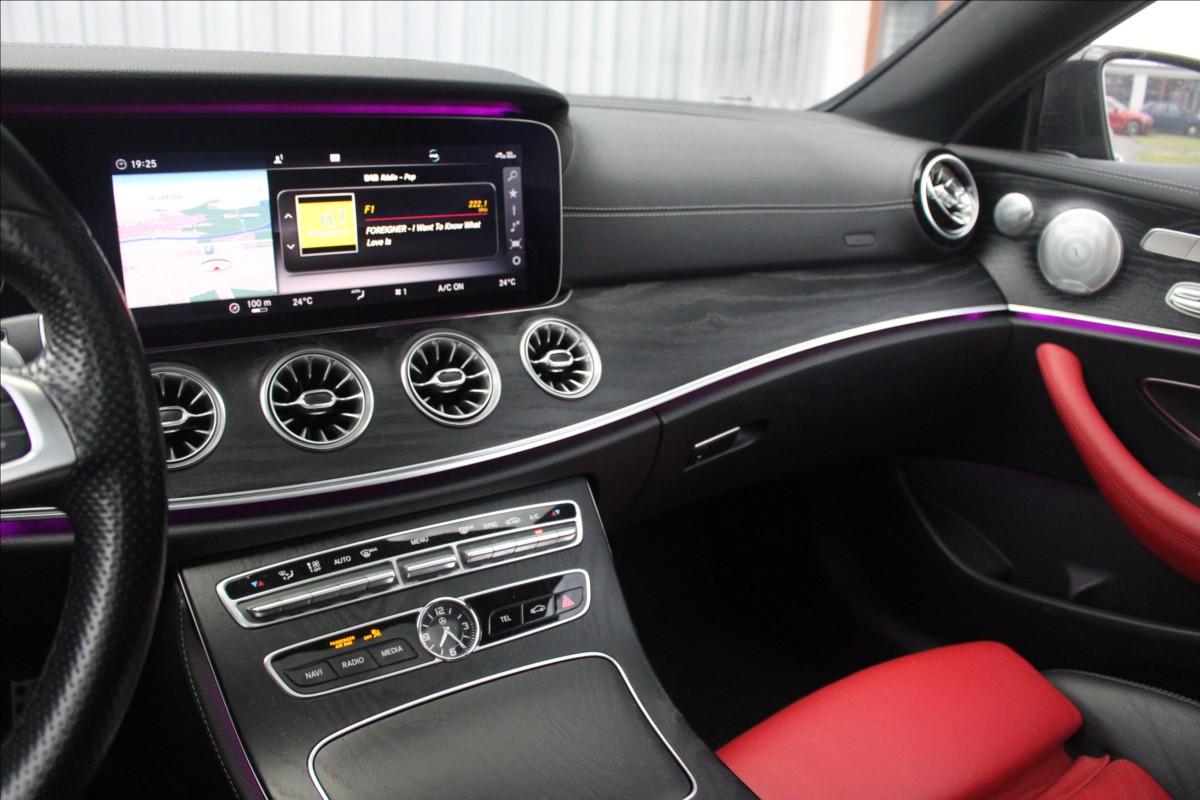 Mercedes-Benz Třídy E