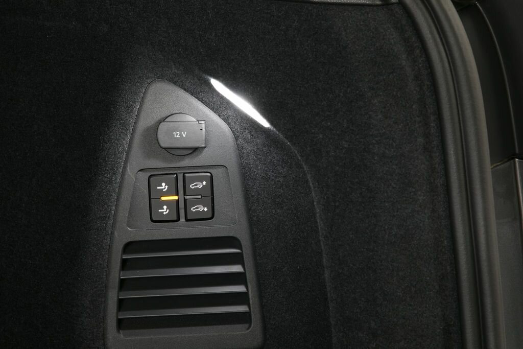 Volkswagen Touareg SUV / Terénní 3,0 l 210 kw