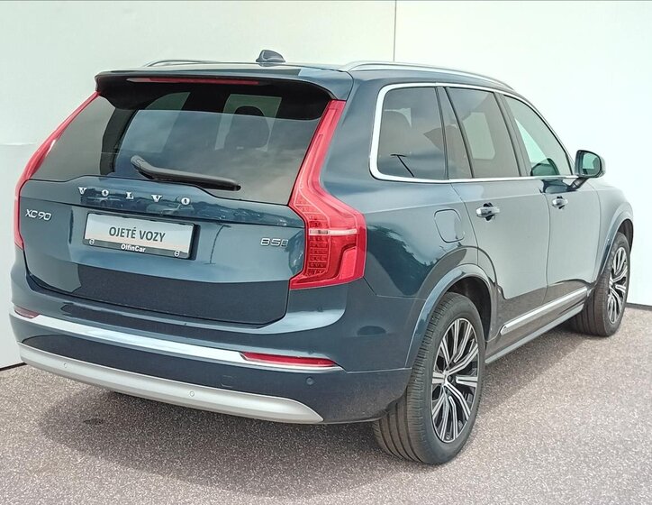 Volvo XC90 SUV / Terénní 2,0 l 173 kw
