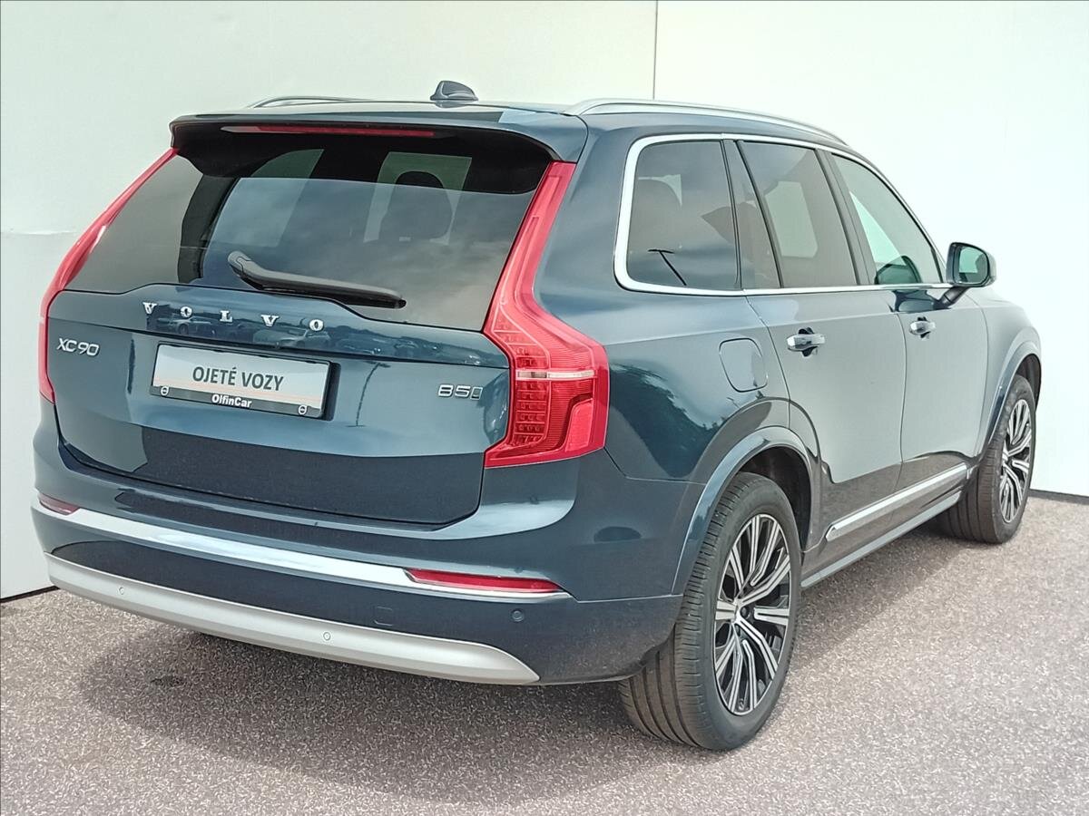 Volvo XC90 SUV / Terénní 2,0 l 173 kw