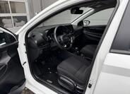 Hyundai i20 8