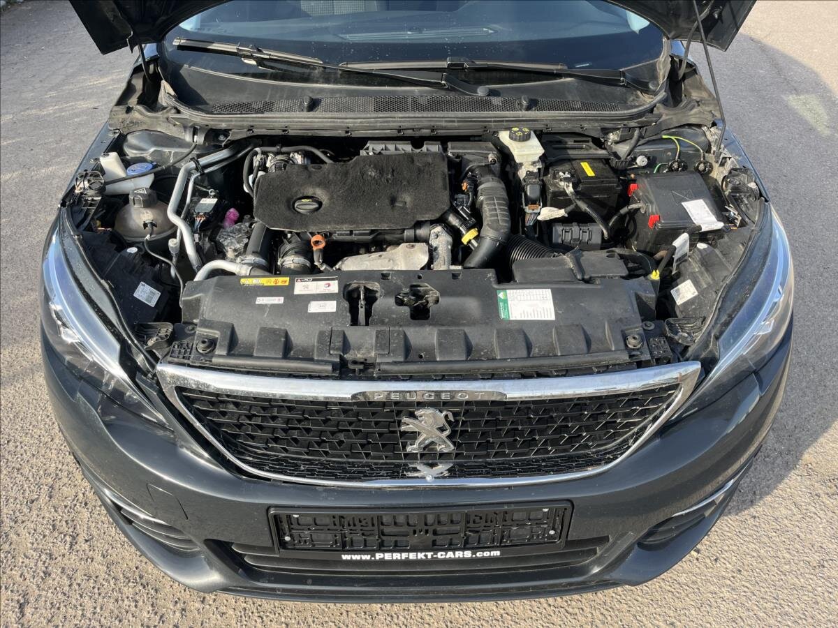 Peugeot 308 Kombi 1,5 l 96 kw