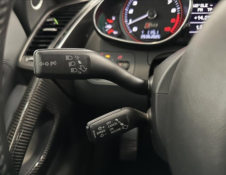 Audi R8 Kupé 5,2 l 386 kw