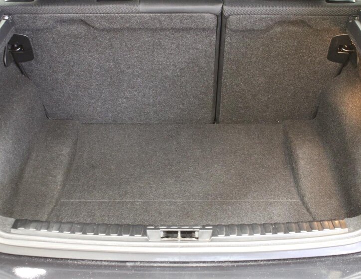 BMW Řada 1 Hatchback 3,0 l 195 kw