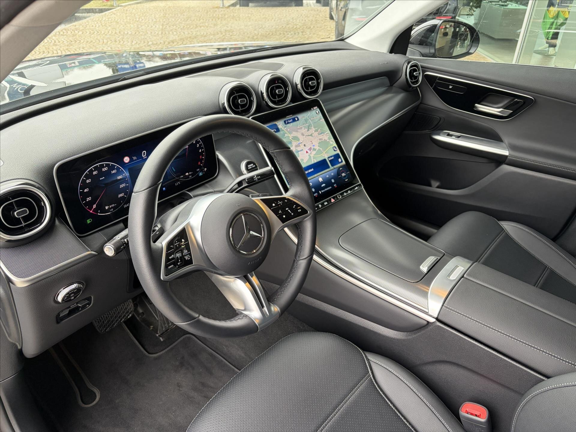 Mercedes-Benz GLC SUV / Terénní 2,0 l 145 kw