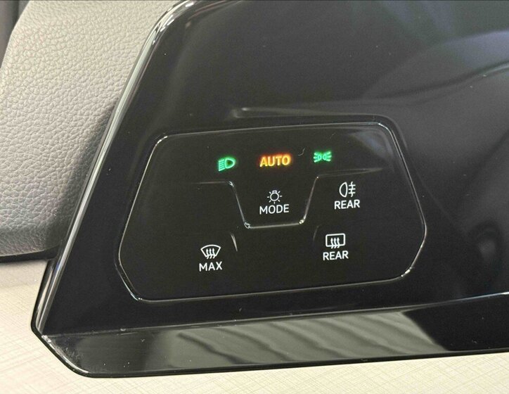 Volkswagen Golf Kombi 999,0 81 kw