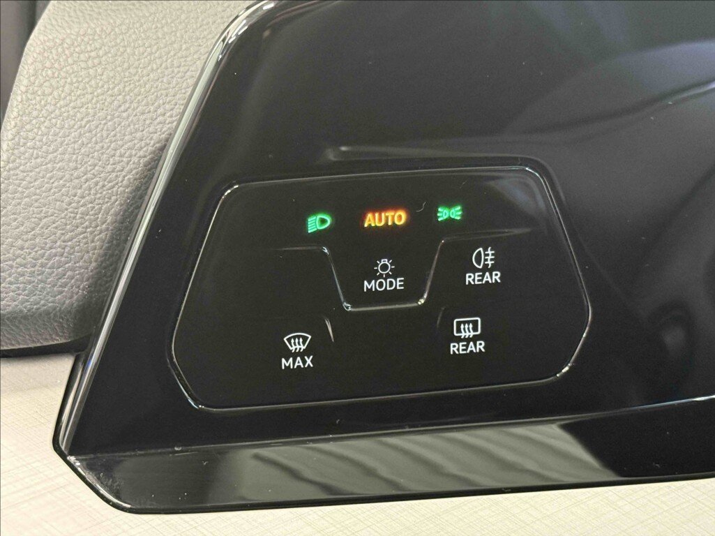 Volkswagen Golf Kombi 999,0 81 kw