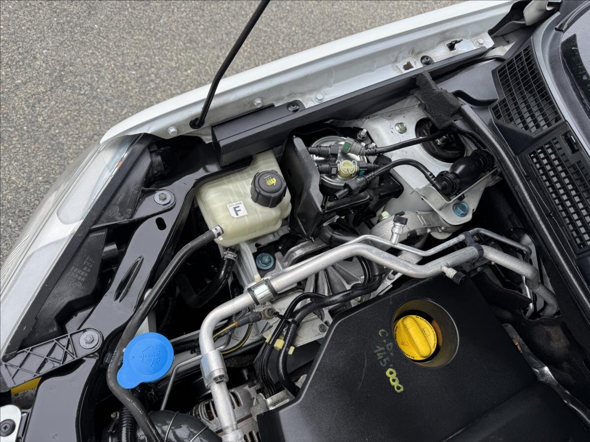 Nissan Qashqai SUV 1,5 l 76 kw