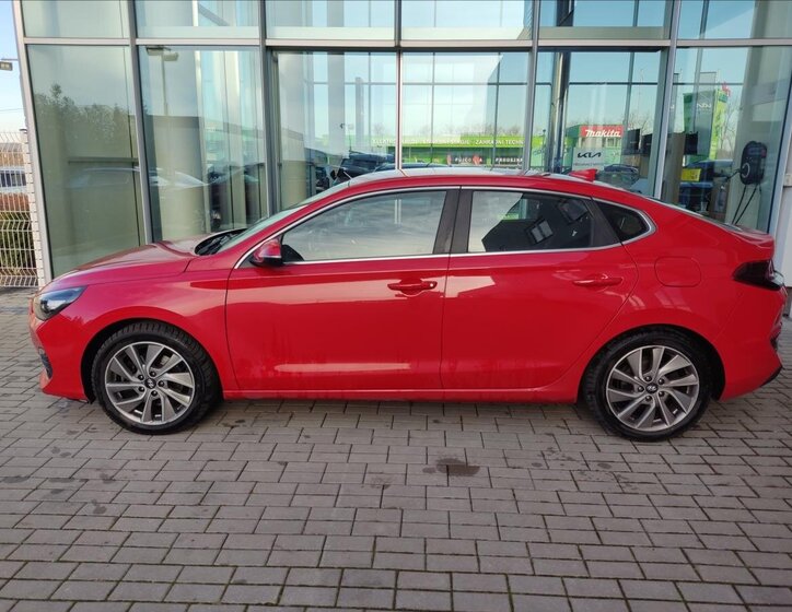 Hyundai i30 Hatchback 1,4 l 103 kw