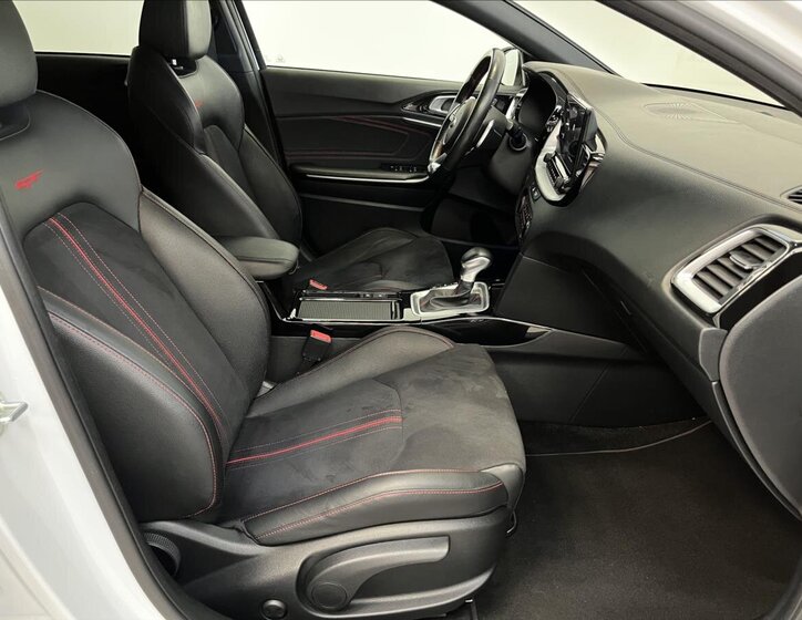 KIA ProCeed Kombi 1,6 l 150 kw