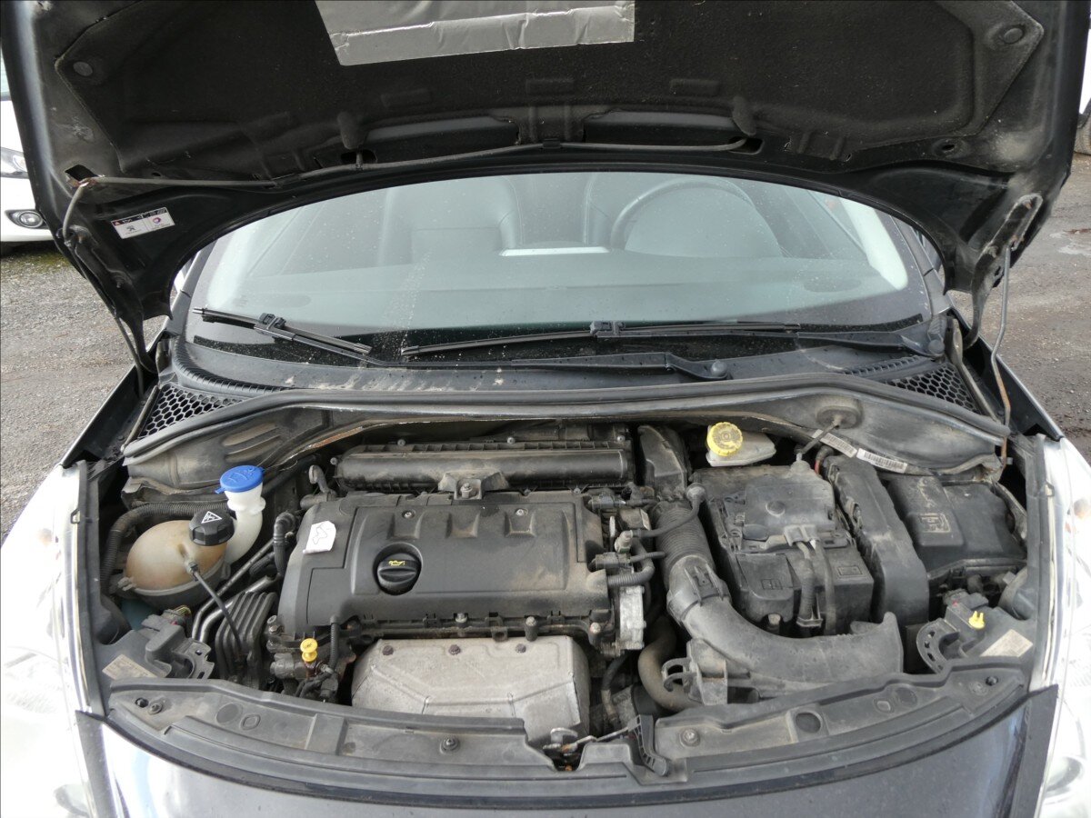 Peugeot 207 Kabriolet 1,6 l 88 kw