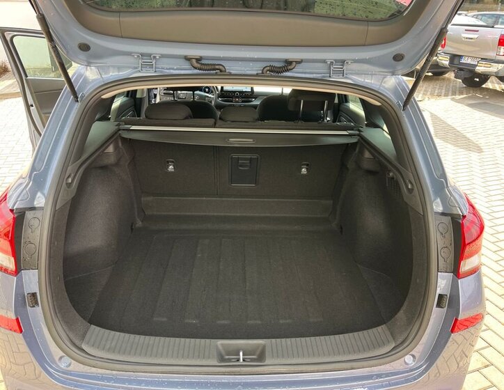 Hyundai i30 Kombi 998,0 73 kw