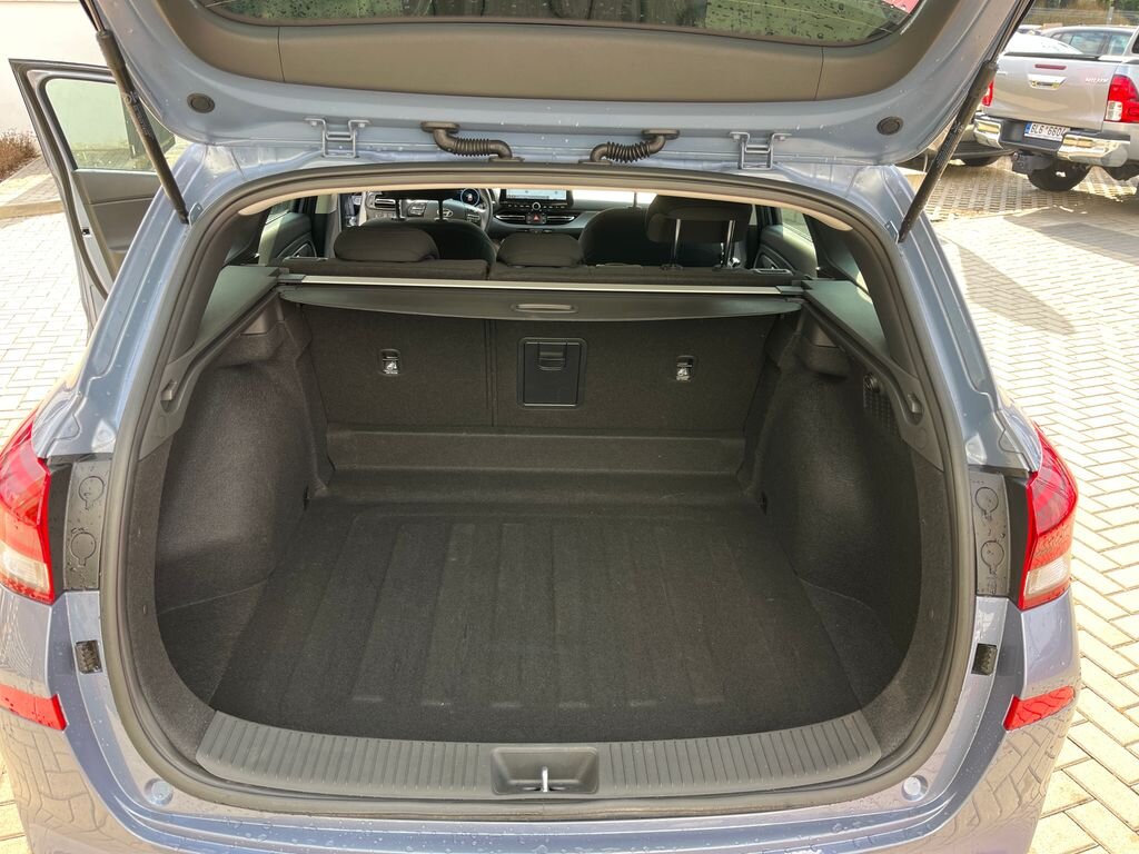 Hyundai i30 Kombi 998,0 73 kw