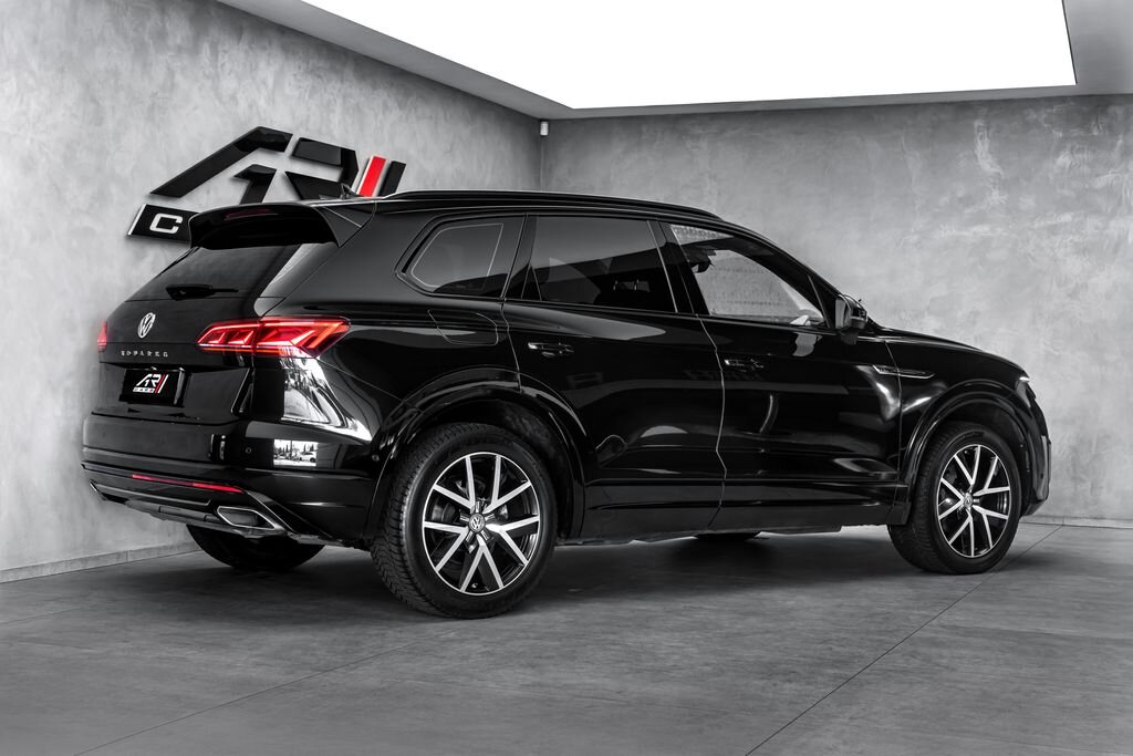Volkswagen Touareg SUV / Terénní 3,0 l 210 kw