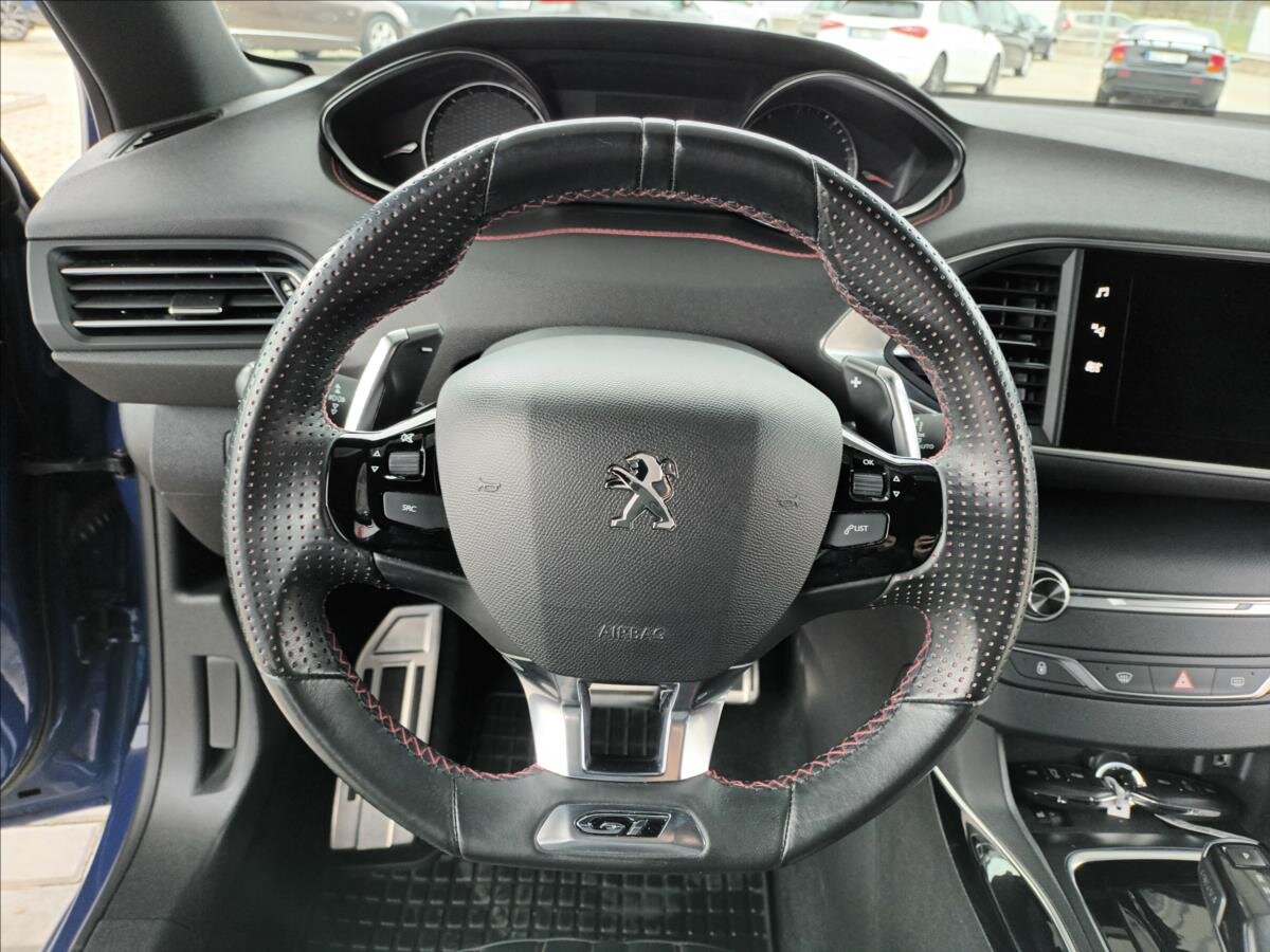 Peugeot 308 Hatchback 2,0 l 130 kw