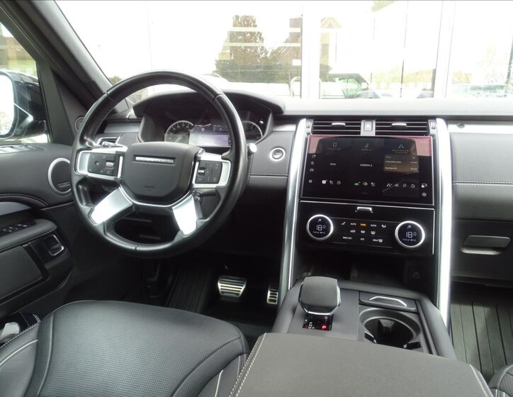 Land Rover Discovery SUV / Terénní 3,0 l 221 kw