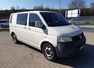 Volkswagen Transporter Skříň 2,5 l 128 kw