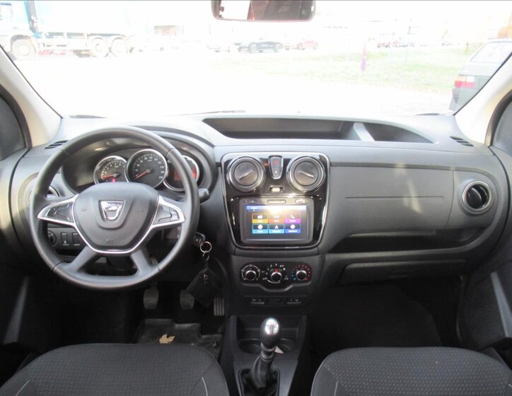 Dacia Dokker 9