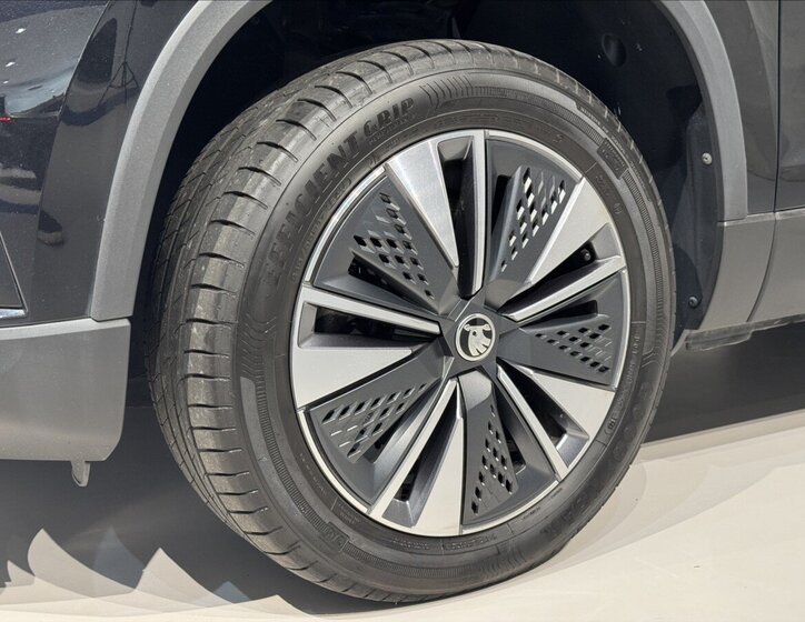 Škoda Karoq SUV / Terénní 2,0 l 85 kw