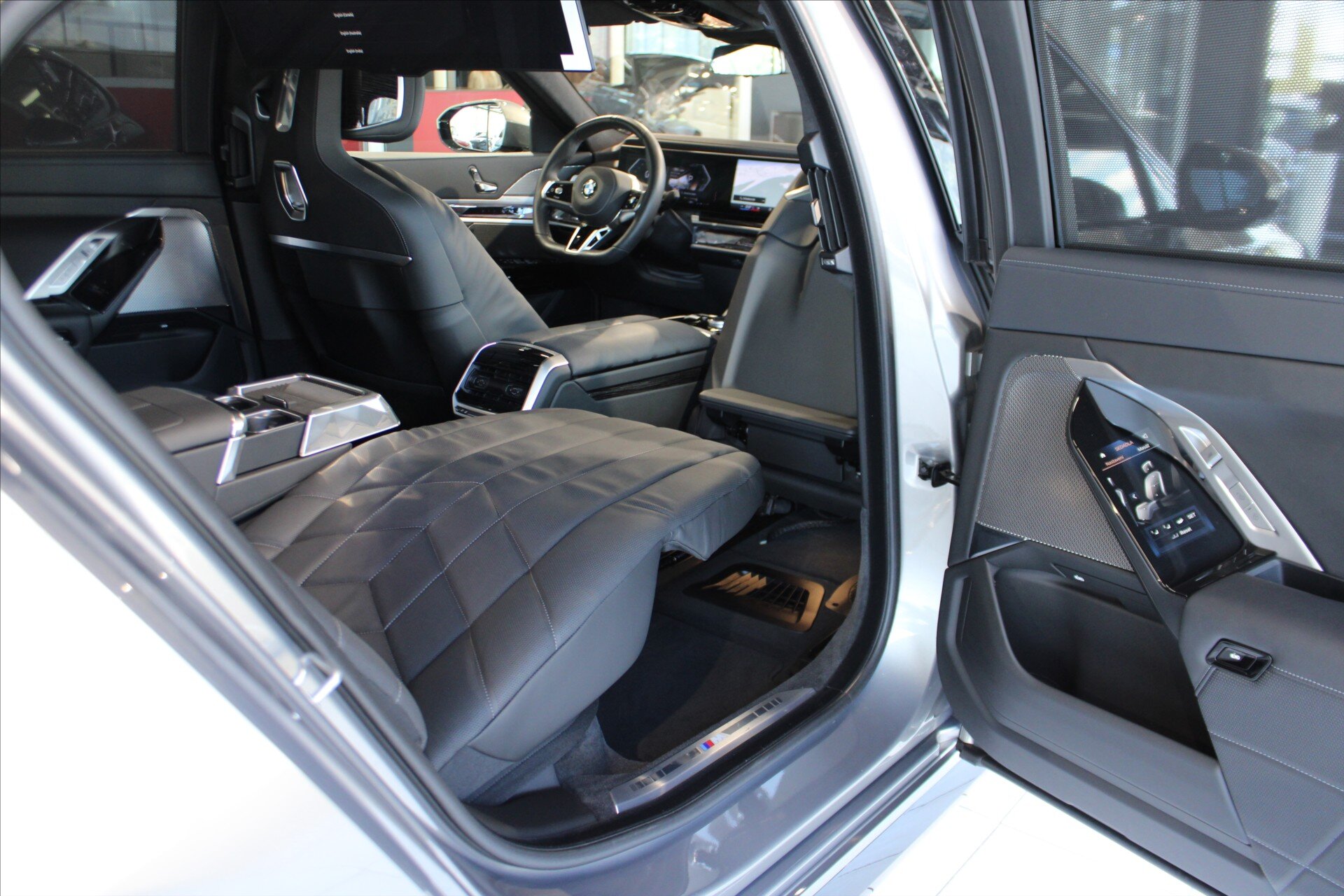 BMW Řada 7 Ostatní 3,0 l 210 kw