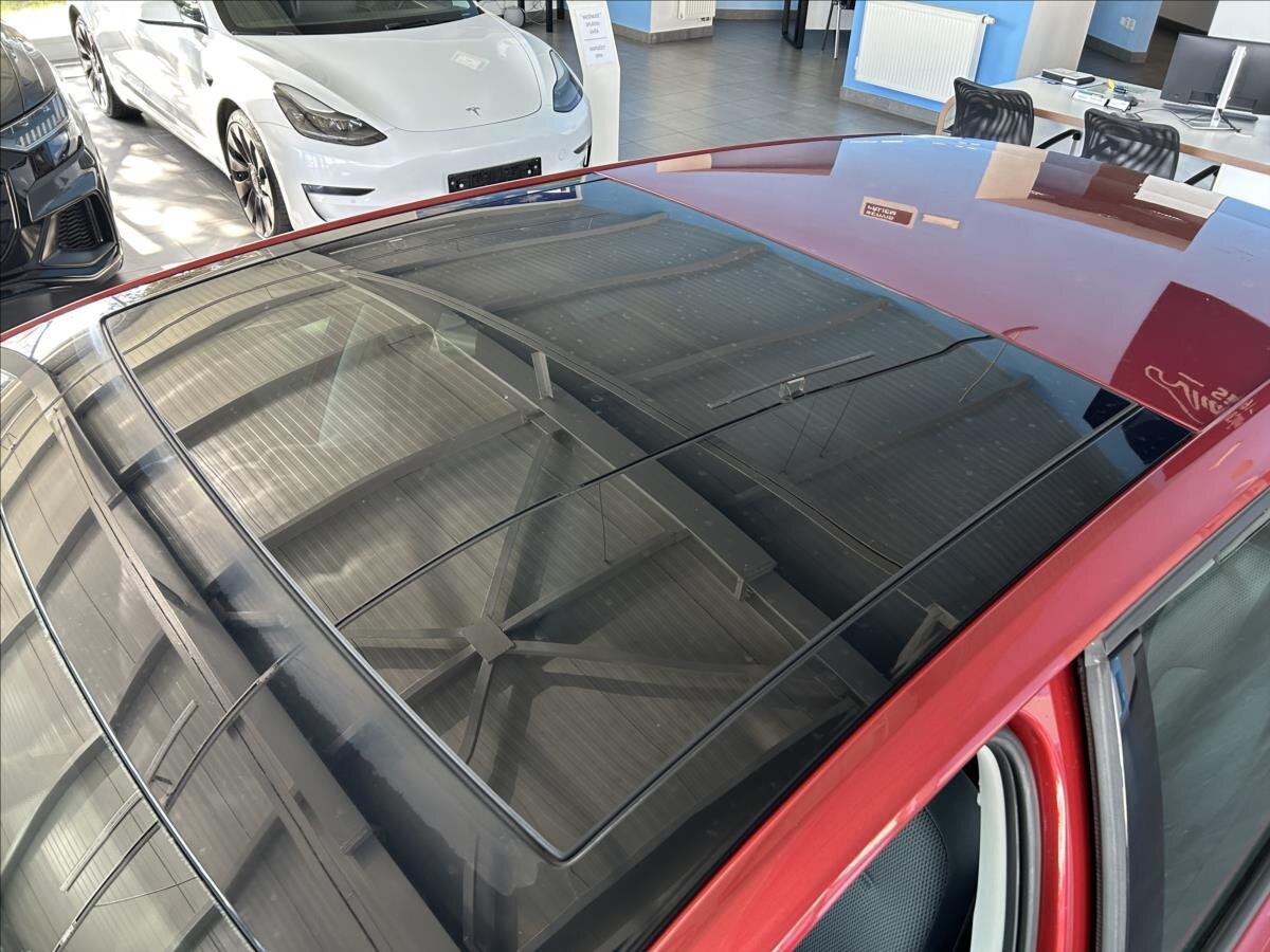 Volkswagen Golf Hatchback 1,2 l 77 kw