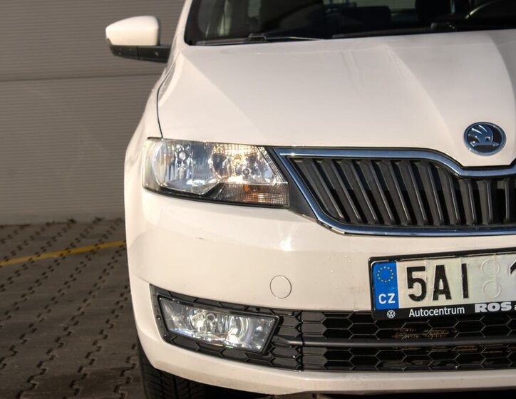 Škoda Rapid Sedan / Limuzína 1,4 l 66 kw