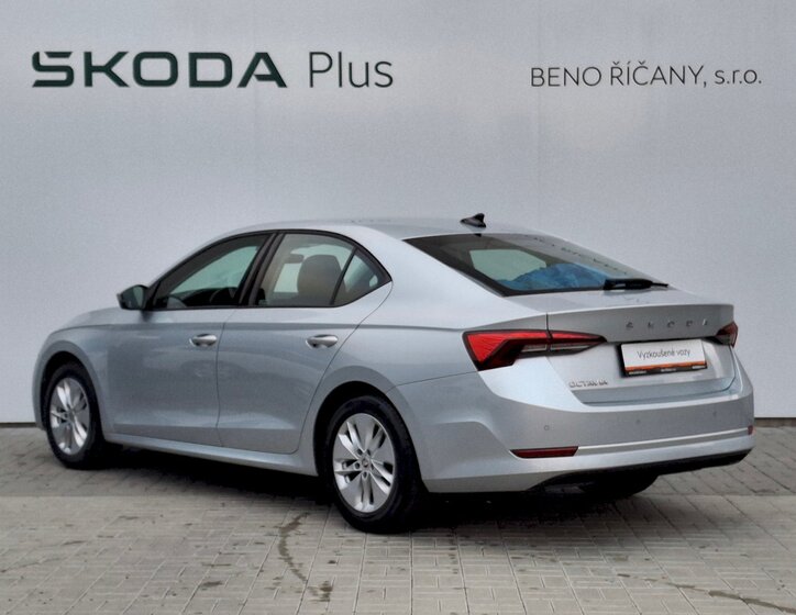 Škoda Octavia 10