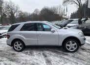 Mercedes-Benz Třídy M SUV / Terénní 4,0 l 225 kw