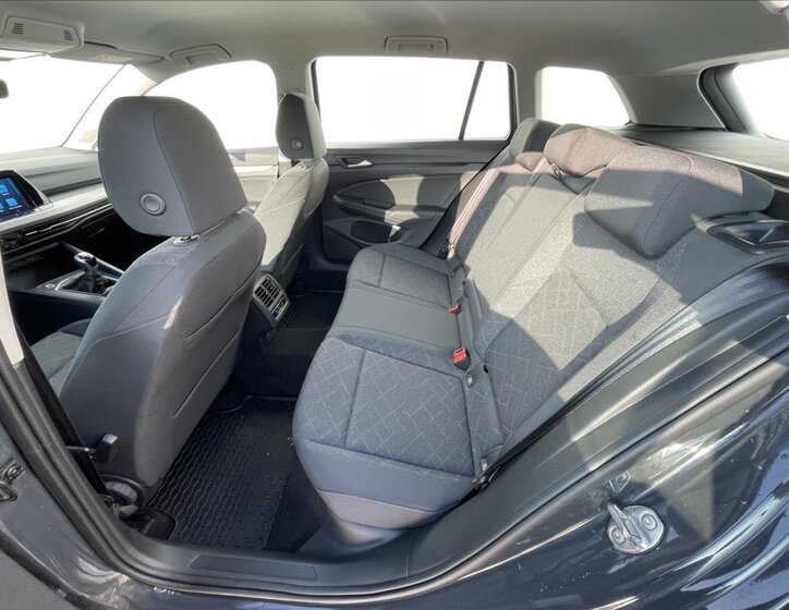 Volkswagen Golf Kombi 999,0 81 kw