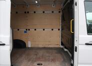 Volkswagen Crafter 18
