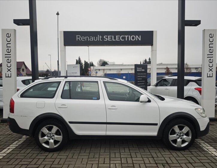 Škoda Octavia Kombi 2,0 l 103 kw