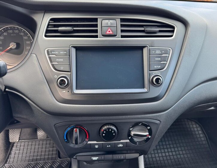 Hyundai i20 Hatchback 1,2 l 55 kw