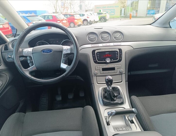 Ford S-MAX MPV 2,0 l 103 kw