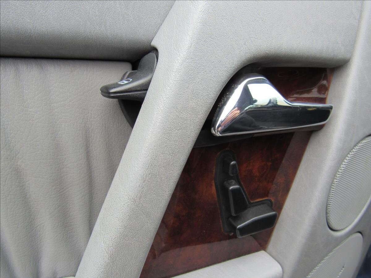 Mercedes-Benz SL Kabriolet 3,2 l 170 kw