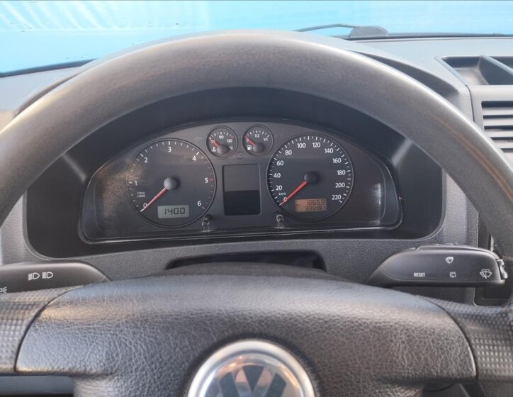 Volkswagen Transporter Kombi 1,9 l 63 kw