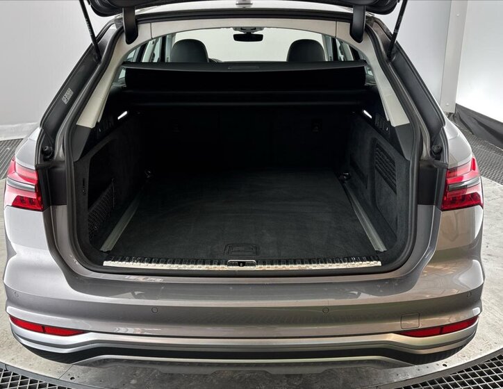 Audi A6 Allroad Kombi 3,0 l 253 kw