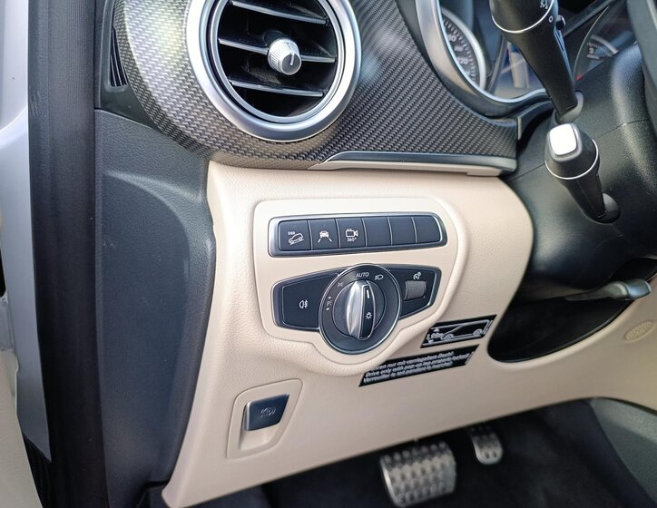 Mercedes-Benz Třídy V Kombi 2,1 l 140 kw