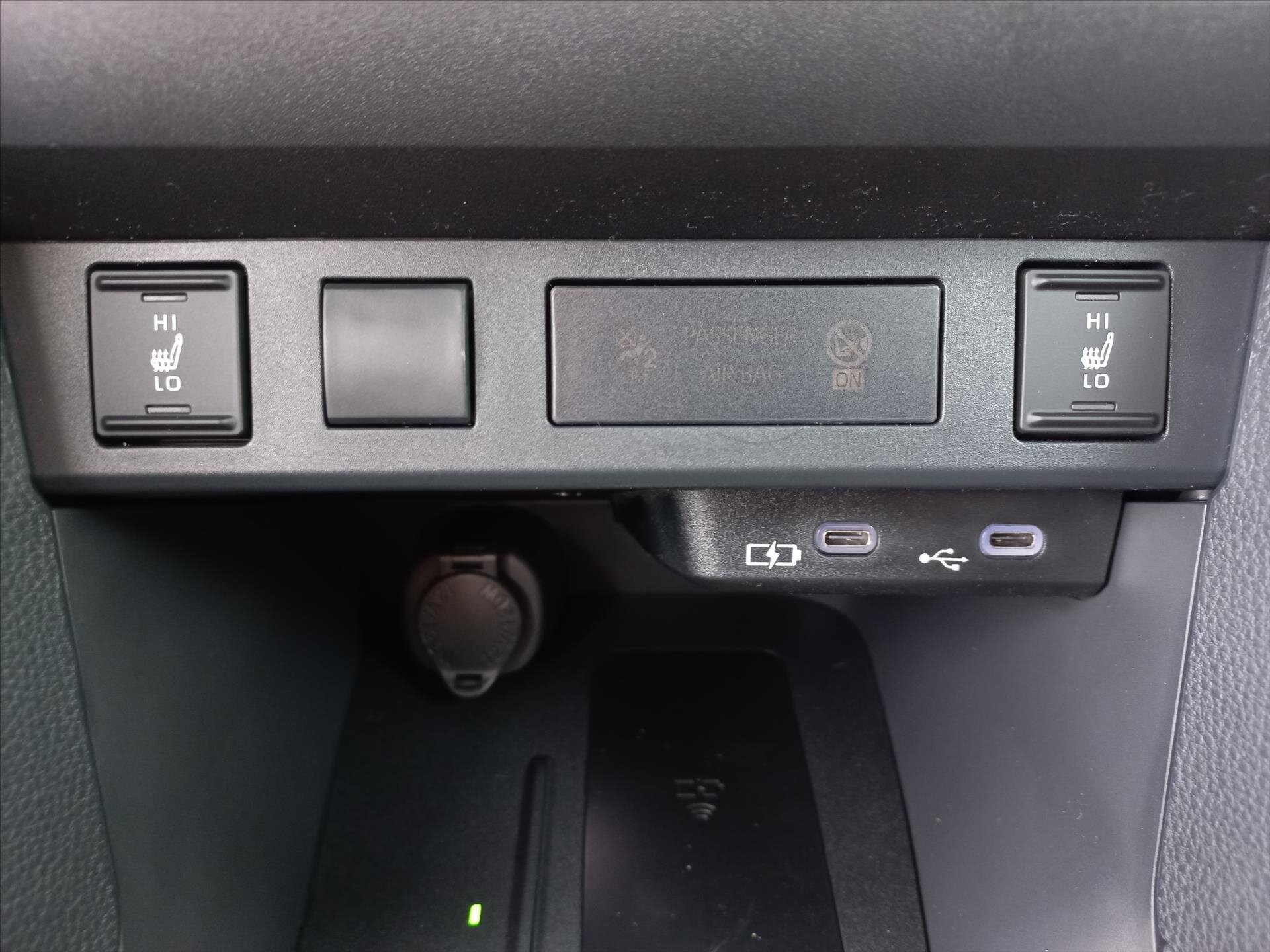 Toyota Yaris Cross CUV / Crossover 1,5 l 68 kw