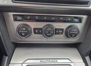 Volkswagen Passat 36