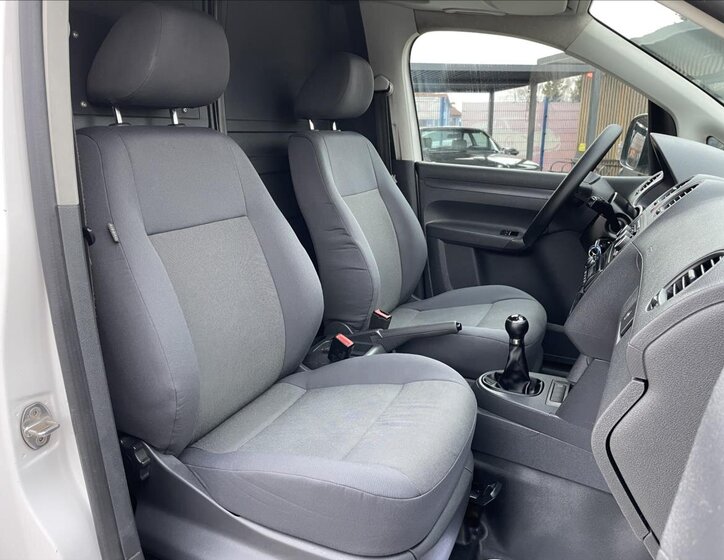 Volkswagen Caddy Skříň 2,0 l 81 kw