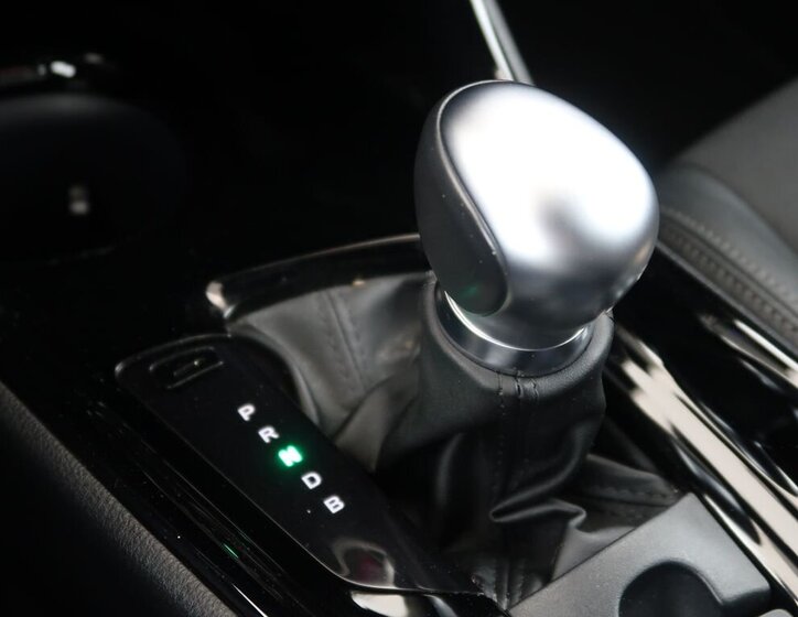 Toyota C-HR Hatchback 1,8 l 72 kw