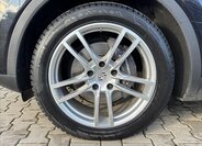 Porsche Cayenne SUV 3,0 l 250 kw